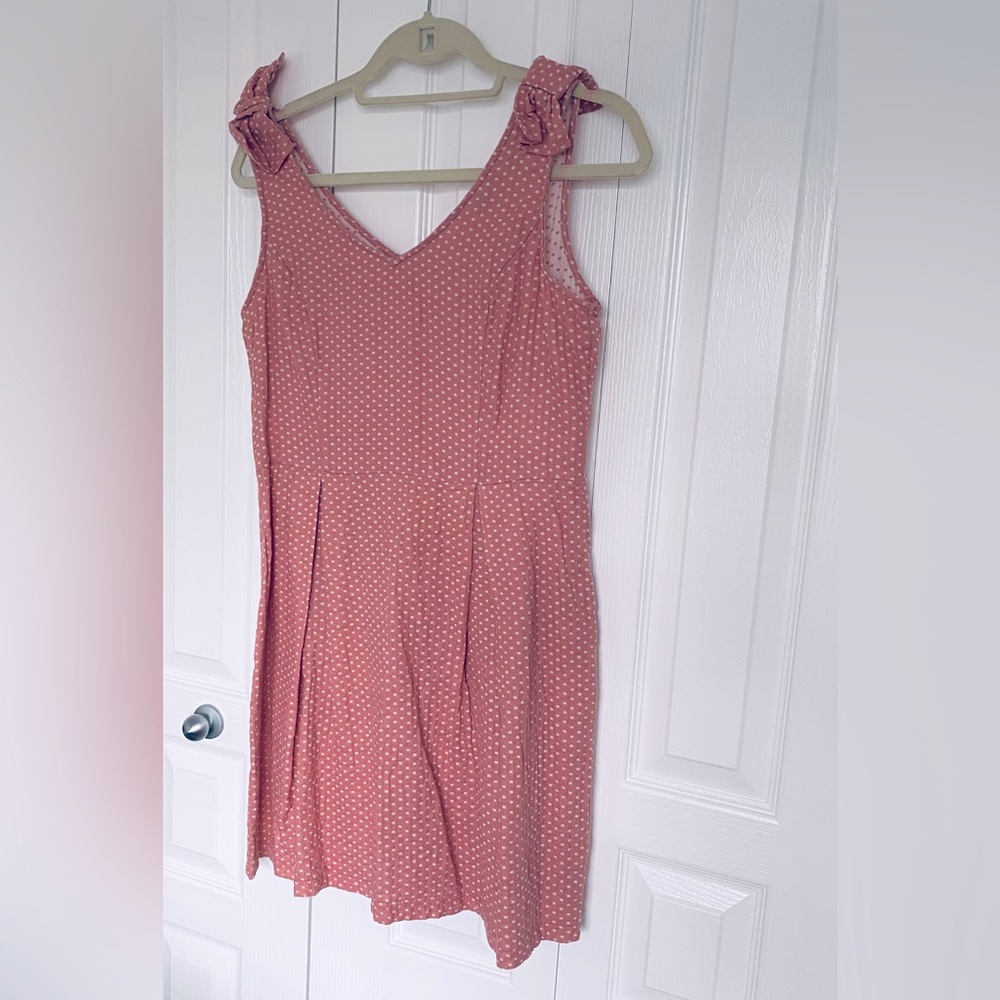 Dusty rose patterned dress